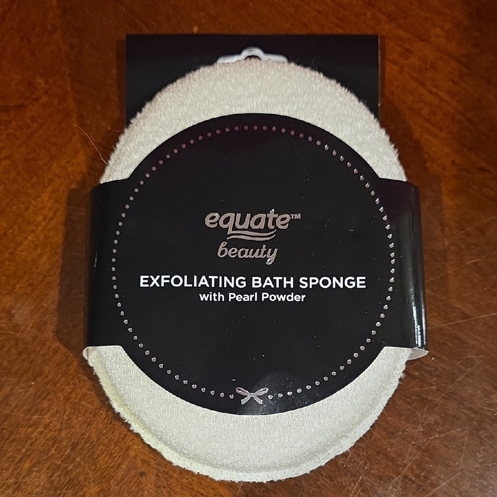 (J54) Equate Beauty Exfoliating Bath Sponge - White